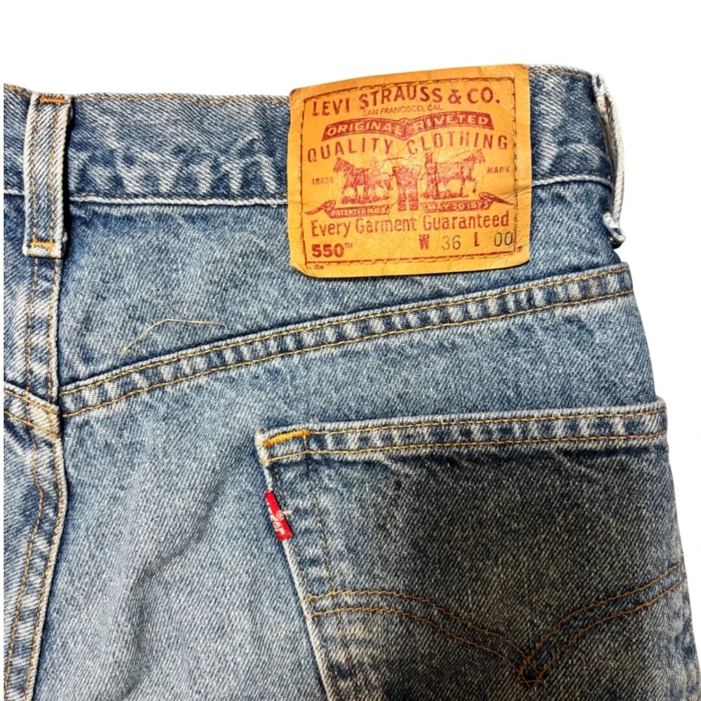Levi's 550 Denim Shorts Jorts Mens 36‎ Blue  Vintage Relaxed Fit Y2K Medium Wash